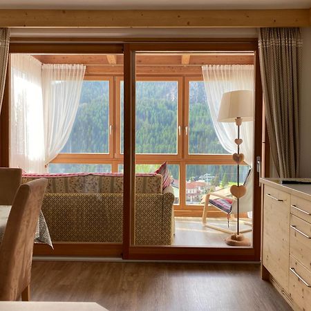Apartments Chalet Ciufdlton Colfosco Eksteriør billede